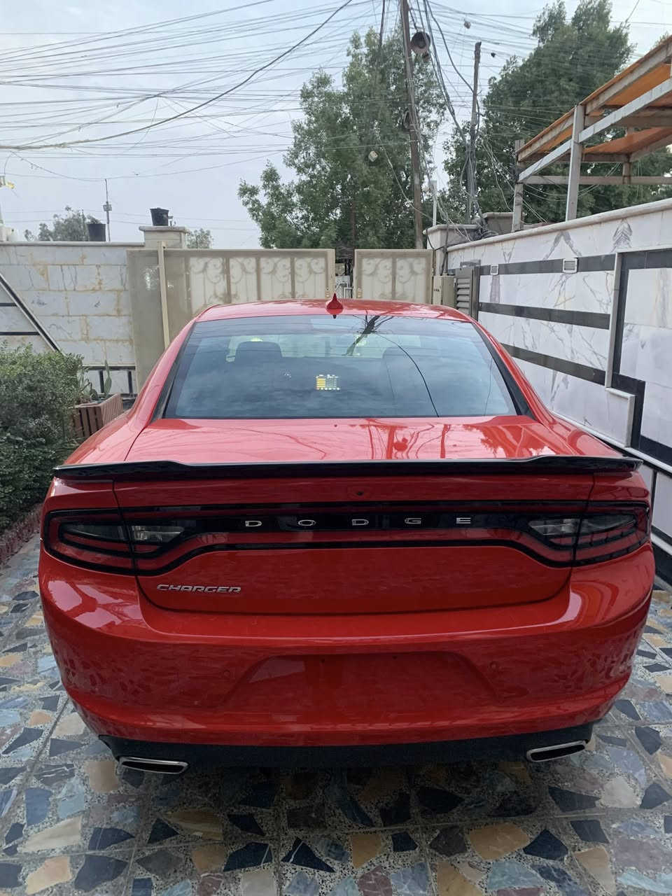 السلام عليكم للبيع فقط
جارجر 2023 أصل الأصدار الأخير sxt
منفيس بأسمي رقم فحص مؤقت 
لون أحمر طماطة مميز 
ماشيه 29 
أيرباك راجع سستم شركة دشبول بلادي على الفحص شرط
شاشه جبيره كار بلي 
سماعات سستم alpaen مضخم صوت
حساسات وكامره وتشغيل عن بعد 
 ومواصفات الsxt الباقيه معروفه 
حادث جاملغ فقط يعني قطعه وحده صبغ 
 الشواصي كفاله الدعاميه الاماميه نفسهه مالتهه البلاديه 
كلهه بلاديه السياره مي وتبريد الشركة نفسة
السعر. 245$ ورقه 
مكاني بغداد جديده 

‭0773 548 4352‬
