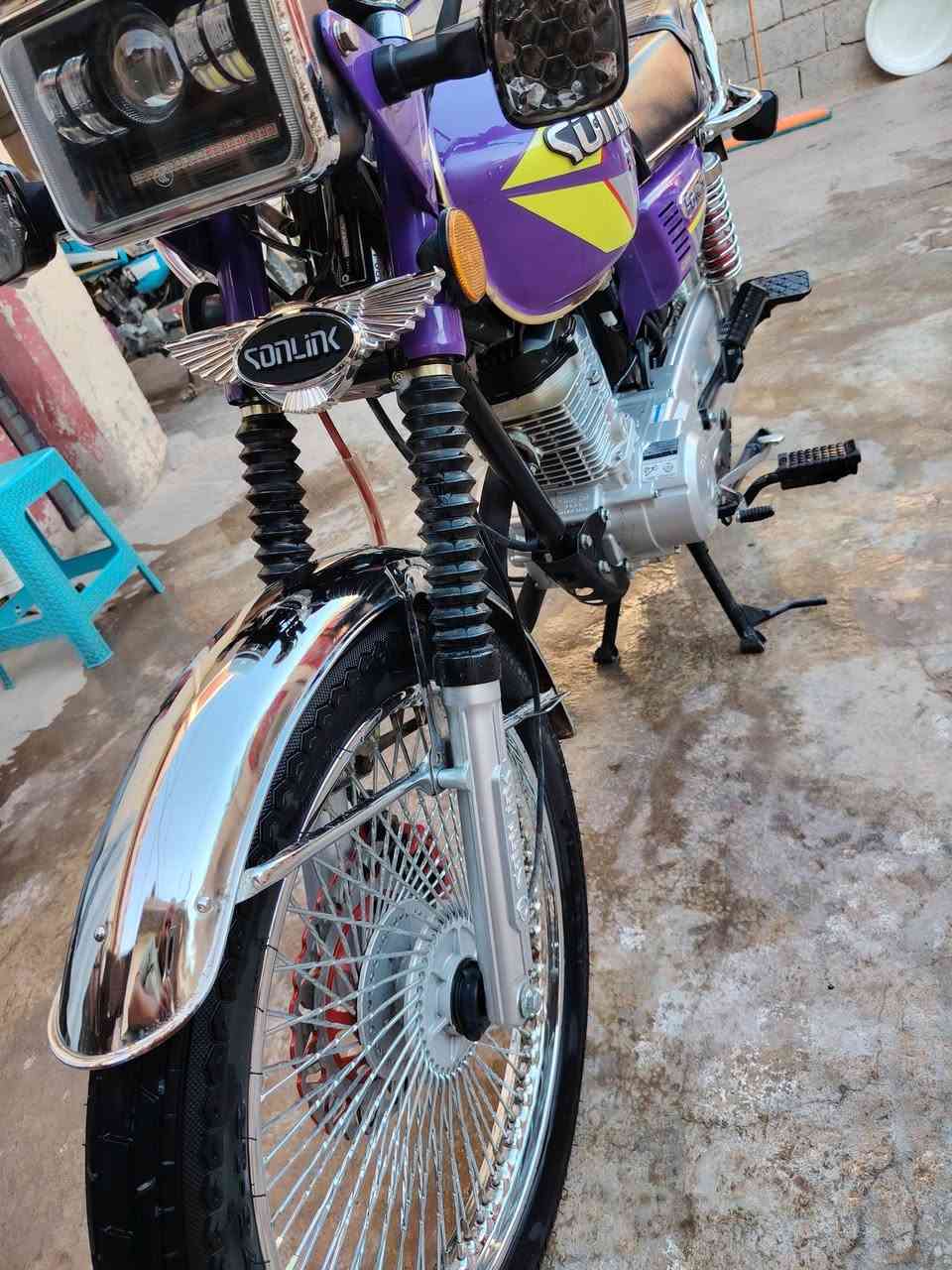 اسلام عليكم دراجه تايكر موديل 2025بعدها زيرو زيرو ماشيه الفين أوراق كامله سويجات ثنين دراجه سبانه مامدود عليها جيب. وياك فيتر وافحص شلعه شك الكاع صالنصه شاد الها جعره وعندي مالتها البلاد كاتم السعر المطلوب 750بيهه مجال حك جيتك اتصال ***********مكاني بعقوبه المفرك
