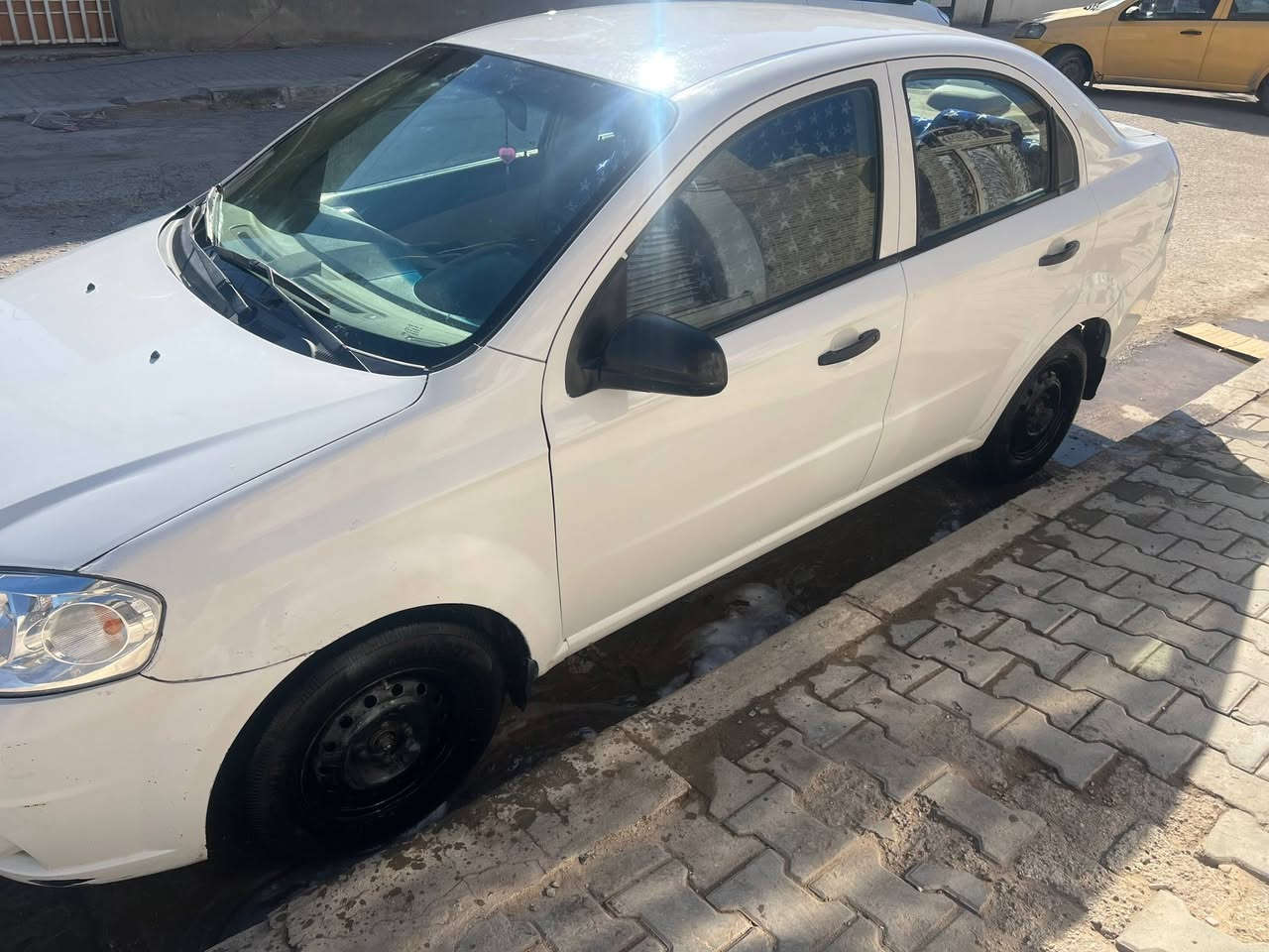 افيو 2011 مكينه مفتوح خليجي المرغوب كير اوتو رقم كربلاء سنويه مجدده مكينه كير حداديه تبريد ثلج سياره ماعايزه برغي مكفوله من الضربه والتبديل بيها فقط قطعه وحده صبغ بدون ضربه اثر دحجه خفيفه رايدها ب 70 وبيها مجال بسيط جداً مكاني نجف للاستفسار ***********
