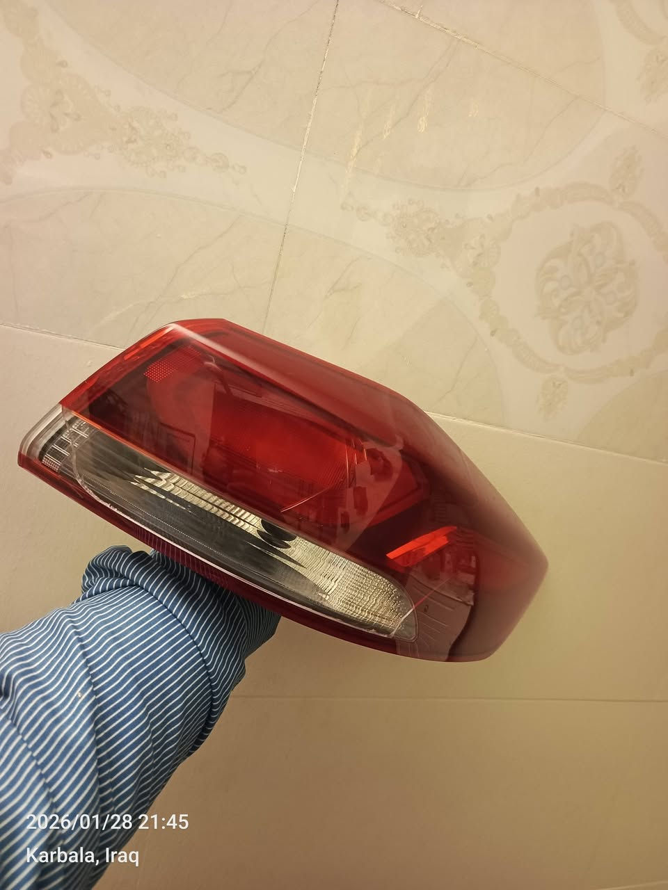 بك لايت جهة اليمنه بي فطر موضح بالصورة
النترا 18

السعر 75
 
***********

كربلاء
