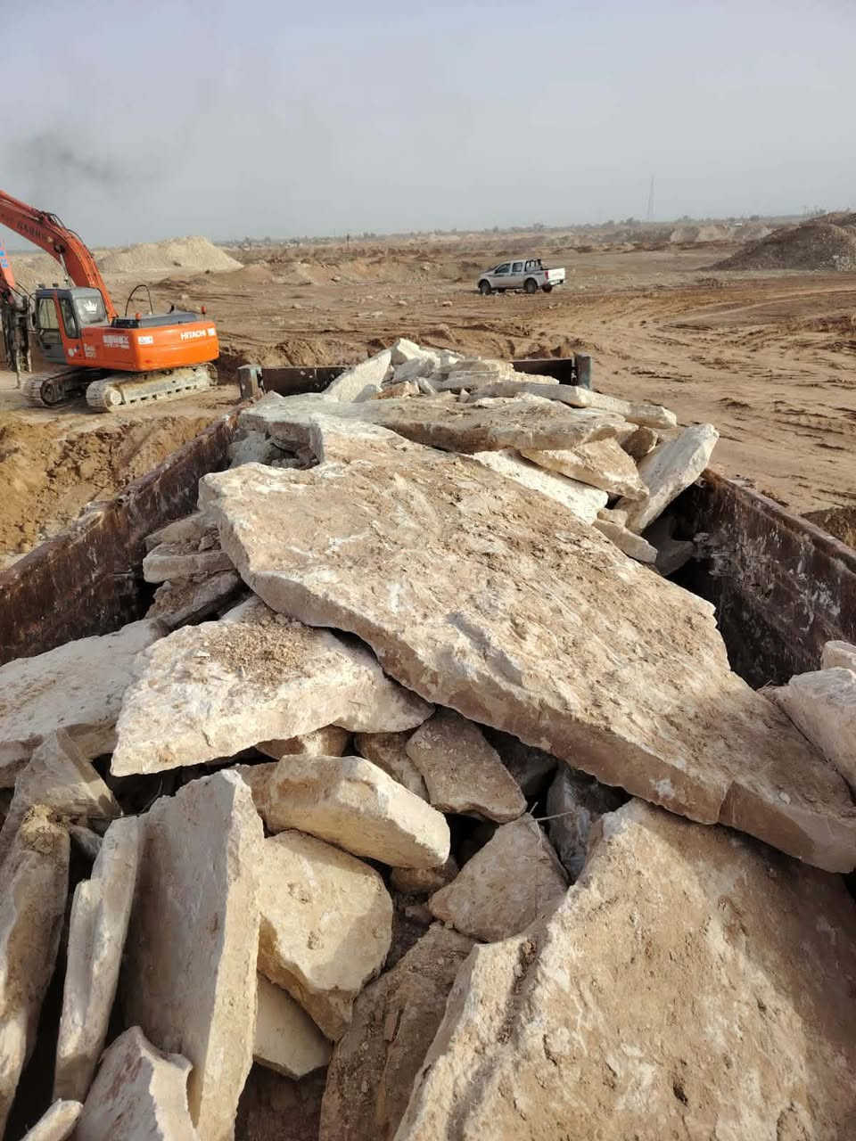 مستعدون لتجهيز الحجر
اساس
بناء 
تخليف 
للاتصال ***********
