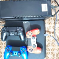 عدد الجوستك 3 يوبي اس  جهاز نضيف مامفتوح  كامل ملحقاته جاهزه وكارتونته...