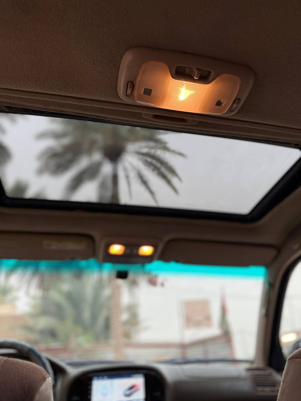 السلام عليكم ورحمة الله وبركاته
عيدكم مبارك اعاده الله عليكم باليمن والبركات 
لاندكروز ادوات للبيع كصة قمارة
فول مواصفات للاخير وارد كويتي 
متومه وكامله شمالي شرط الحاسبة 
السياره كير اوتوماتيك 4 ويل و 2 ويل 
تبريد ثلج 
ثلاجة شغاله سرعتين 
فتحة سقف 
مكينه 6سلندر 
السيارة جاهزة على اخر حبايه 
مكينه كير كهربائيات تبريد حداديه كلشي جاهز 
سعرها 58 وبيها مجال وبخدمتكم 
مكان السيارة بابل 
رقم الهاتف 
***********
متواجد واتساب ايضا
