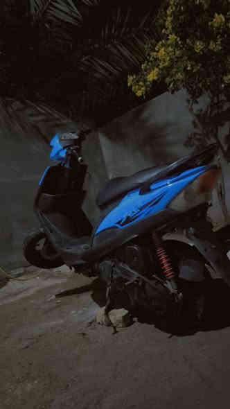 ماكس عدله ما مفتوعه نضيفه
سعر 575 أو اراوس ب أيراني
مكان هوير
***********  متواجد عل واتساب
