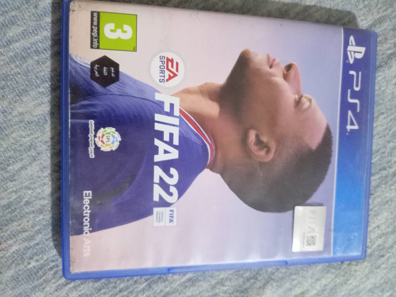 السلام عليكم بلي فور فات ويه 4يدات وقرص فيفه الفين 2022 سعره 250بي مجال شراي يجي خاص او عل رقم ***********
