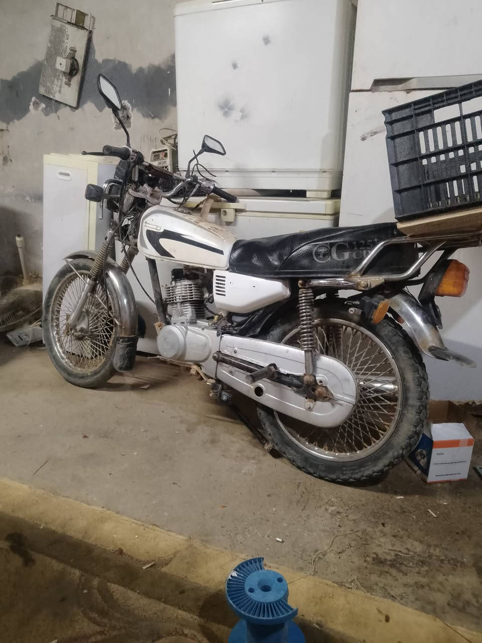 متاح موطور نامه ابرو وضع شركه السعر 200 الف وبيها مجال ***********
