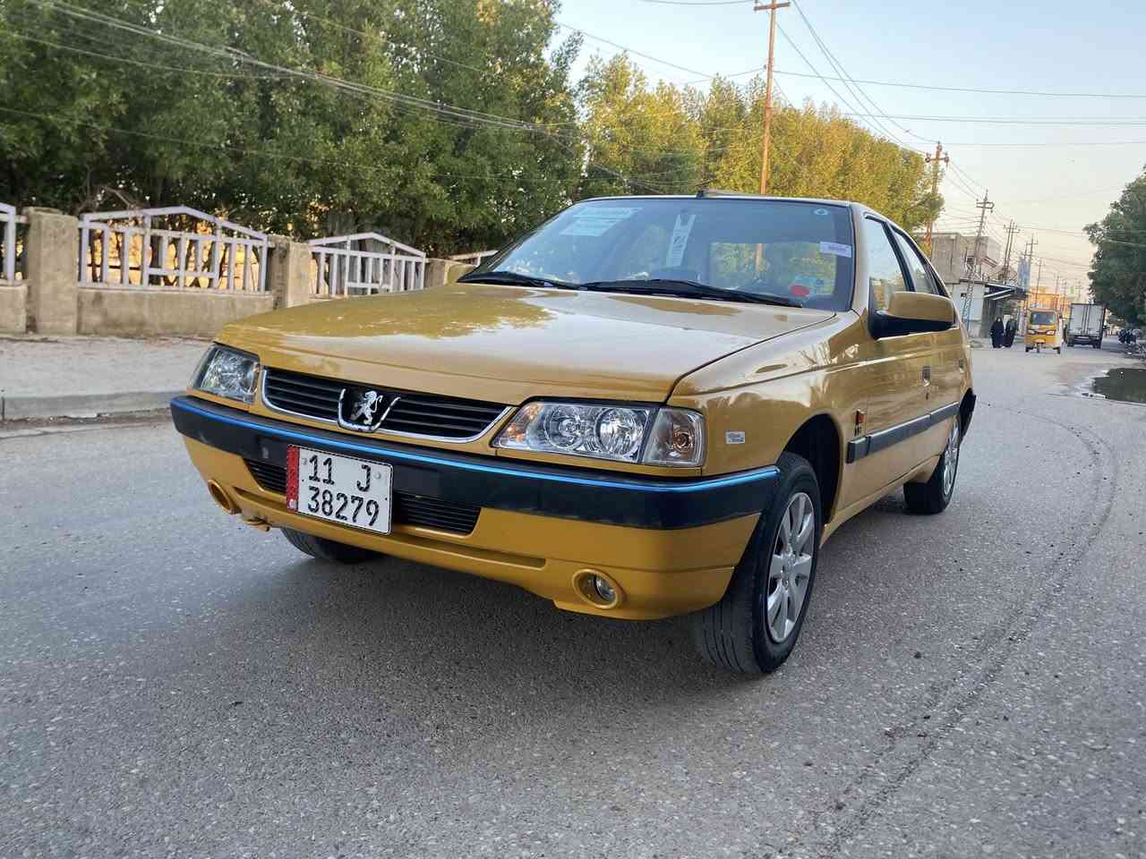 سلام عليكم بيجو لميس ٢٠١٥كفاله عامه مصفره هيىه وغرامات مكينه وكير مكفولات بسمي سياره فقط هلالات معمره سعر ٤٧وبي مجال بسيط مكاني بغداد  رقم الهاتف ***********
