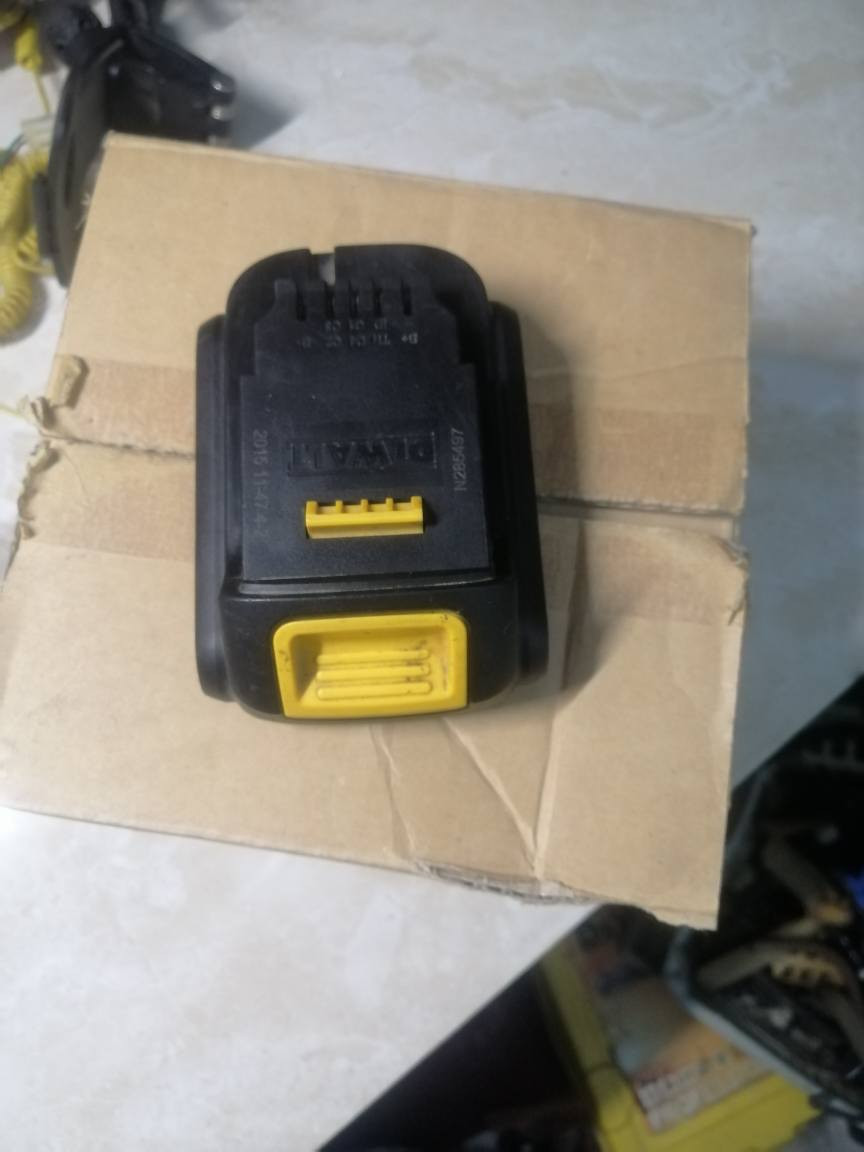 پاتری اسلی ئۆرجینال14فۆلت زۆر خاوینە بە شە رت*********** أربيل, العراق
