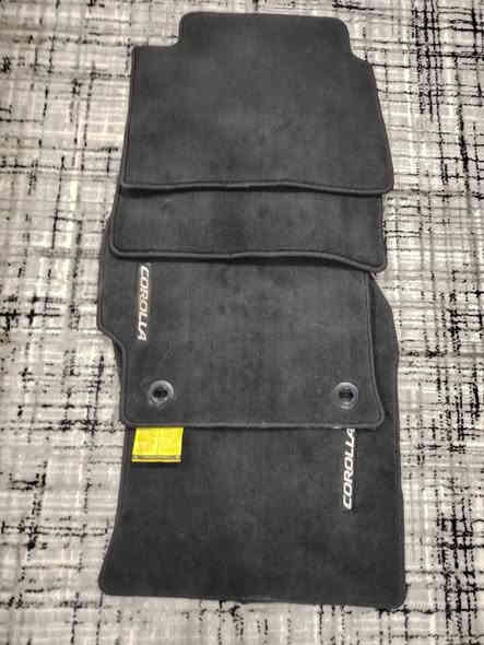 سلام عليكم
للبيع ارضيات كورلا اصليات
يرهمن موديل 22+23+24
السعر ٥٠ لف وبيهن مجال
مكاني بغداد حي العامل
اتصال على هذا الرقم ***********
