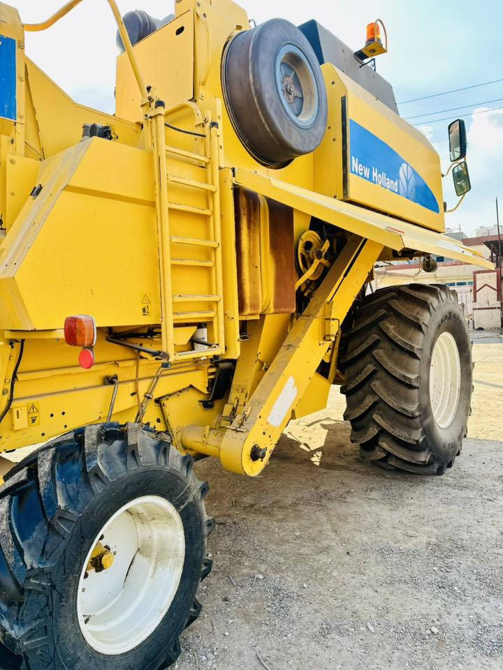 ‎کوردی: دەڕاسە نیوهۆڵەند tc56 مۆدێل 2006 3500 سەعات ئیشی کردیە فول مواسەفاتە دەبڵ درام و هایدرۆ تەبلە ١٧ فوت لەعابە(قەلاب) ئەسکل سلایت 4 نوێە تازەی کرایتە سەرێ  هێشتان ئیشی پێ نەکرایە مەکینەی کەمێک بوخاری باقی هەموی بە شەرتە هەیە ژمارە مۆبایل ***********-***********   
‎عربي:حاصده نيوهولند tc56 موديل 2006 مشتغله 3500ساعه للبيع فول مواصفات تبله ١٧ فوت لاعاب و دبل درام  هايدرو ٤ تايرات جديده بعدها مامشتغل بيها مكينه بيها بخار و باقي كله بشرط  رقم موبايل ***********-***********
