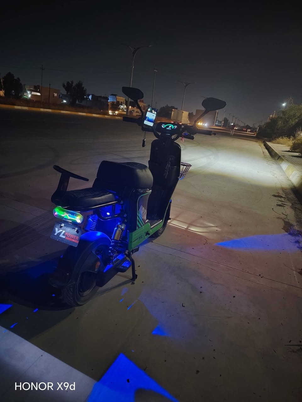 سلام عليكم دراجه R9 بعده بل جيس استخدام قليل
بطاريات جديد برغي مامفتوح
٤ كير
بلوتوث
نضام بگ


**إذا كنت صاحب هذا الإعلان وتريد حذفه لأي سبب، رجاءا أرسل رسالة إلى الدعم الفني**