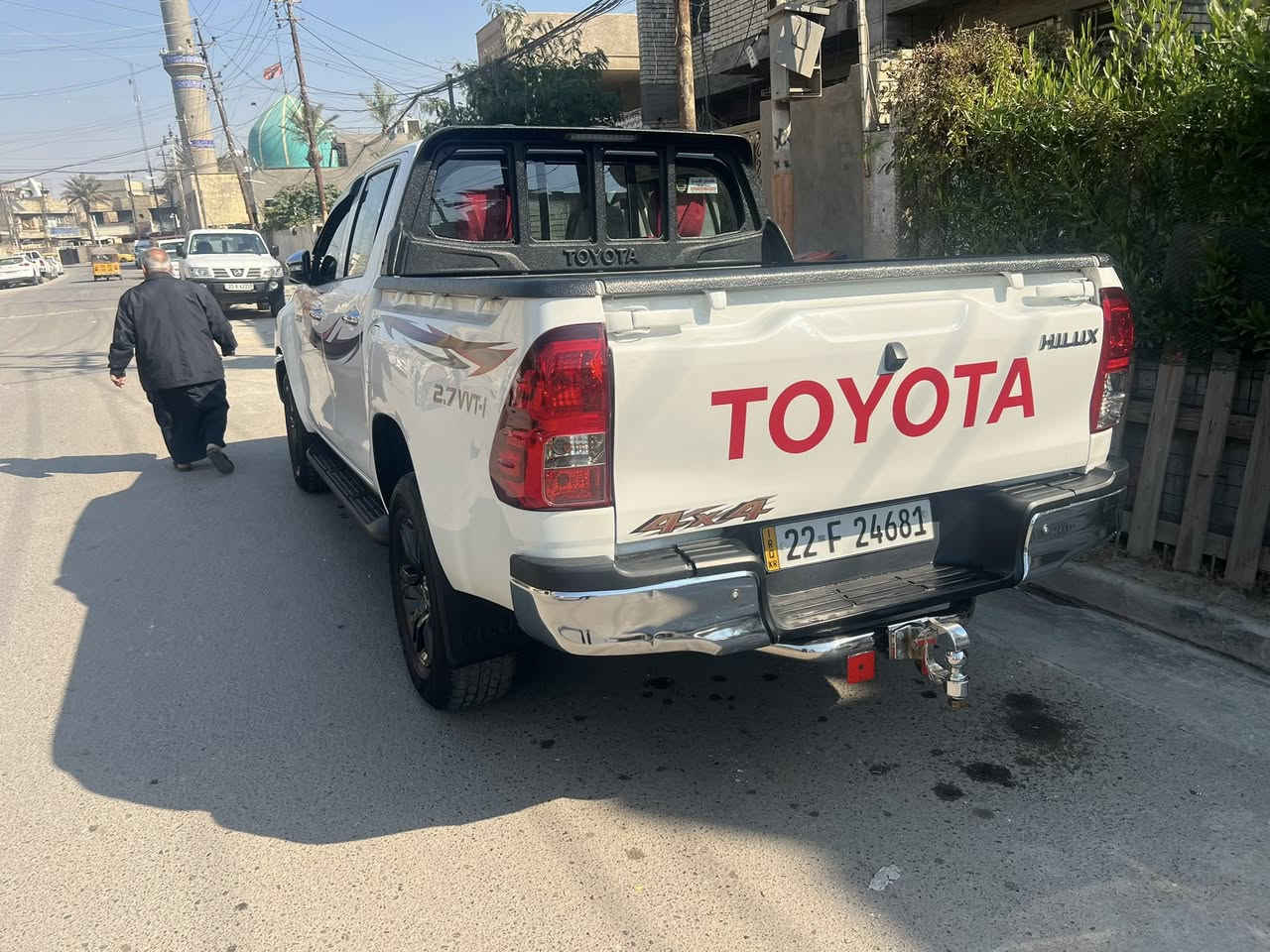 سلام عاليكم بيكم هيلوكس موديل ٢٠٢٣ مكفواله ماشيه ٤٤للستفسار لاتصال ***********  الرقم الثاني *********** والسعر 330 بسمي
