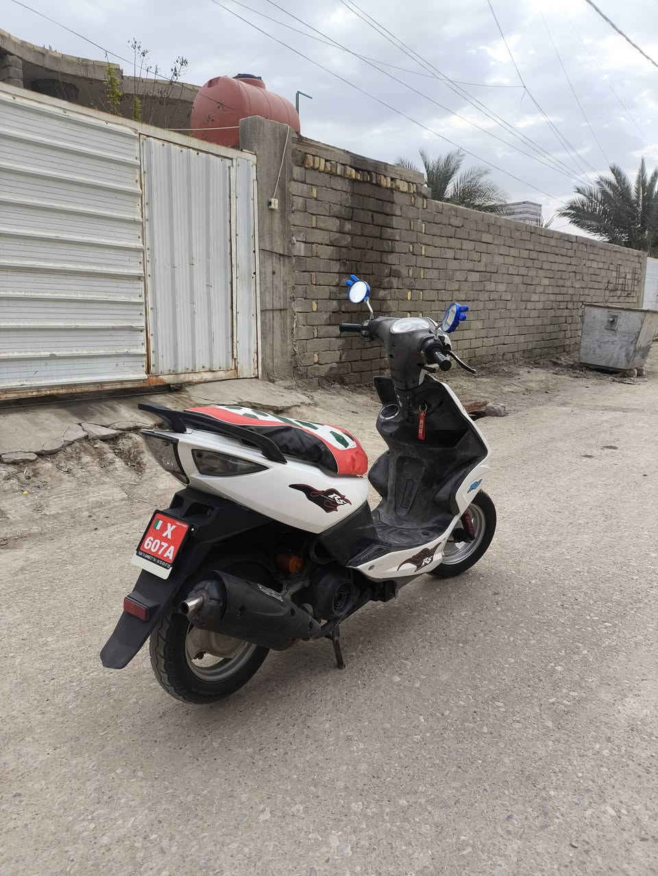 سلام عليكم ماكس مضلع بوشه49بلاد برغي مامفتوح بيها سلف هندر اشاير
قفل سكان قفل صندوق نهضه ومعدل  مكينه خرسه لاتدخين ولاتنقيص
المكان البصره قضاء المدينه
الاستفسار ***********
