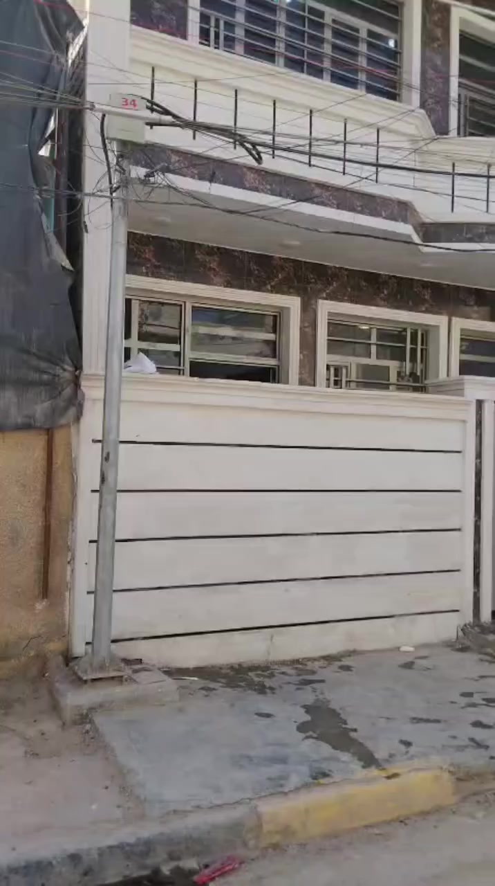 يعلن مكتب ركن الباديه للالعقارات عن بيع دار مساحه 80متر واجه 6متر موقع مميز دور المسيح الاستفسار الاتصال على الرقم *********** واتساب مكتب ركن الباديه للالعقارات
