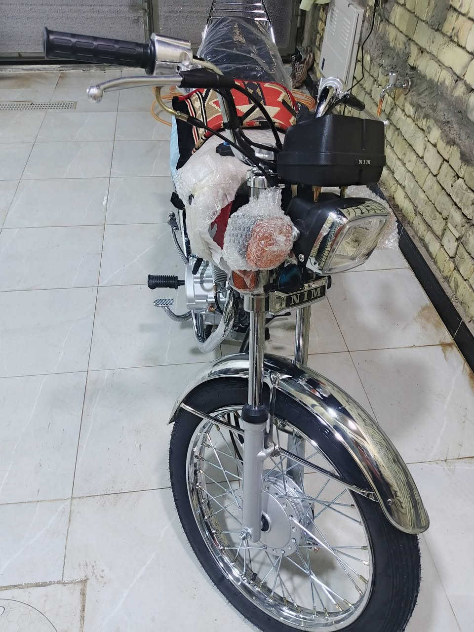 سلام عليكم دراجه للبيع امتياز للبيع دراجه صارلهاا يومين من طالعه من المعرض مديلل 2027 مكاني كربلاء قادسيه قرب محطه مال بانزين خانه  السعر خاص


**إذا كنت صاحب هذا الإعلان وتريد حذفه لأي سبب، رجاءا أرسل رسالة إلى الدعم الفني**