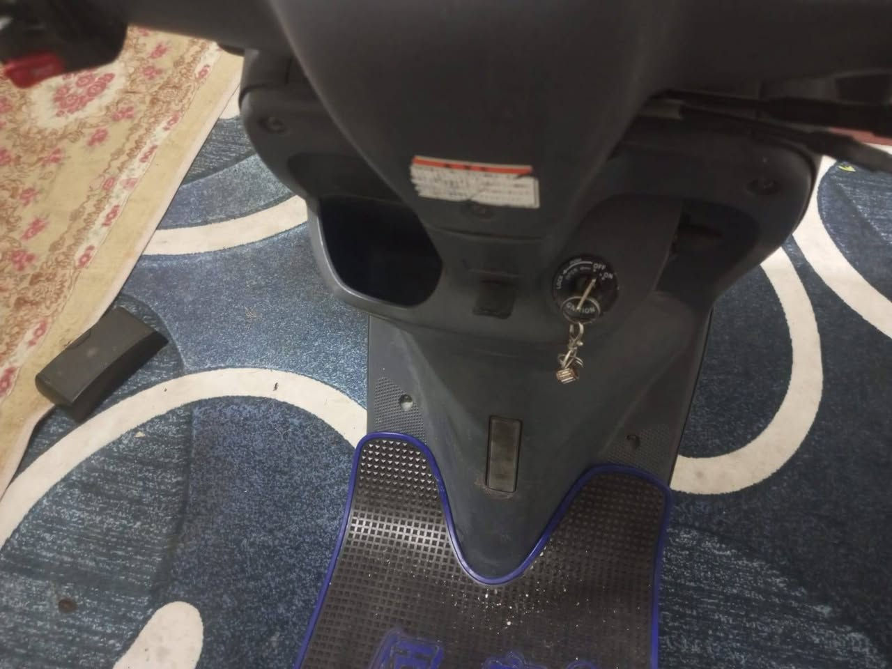 دراجة منغولي حاويه مامفتوح بيها برغي عداد كيلو متر كلشي شغال للستفسار علئ الرقم ***********
