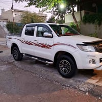 تويوتا هايلوكس • ٢٠١٣ • دخان