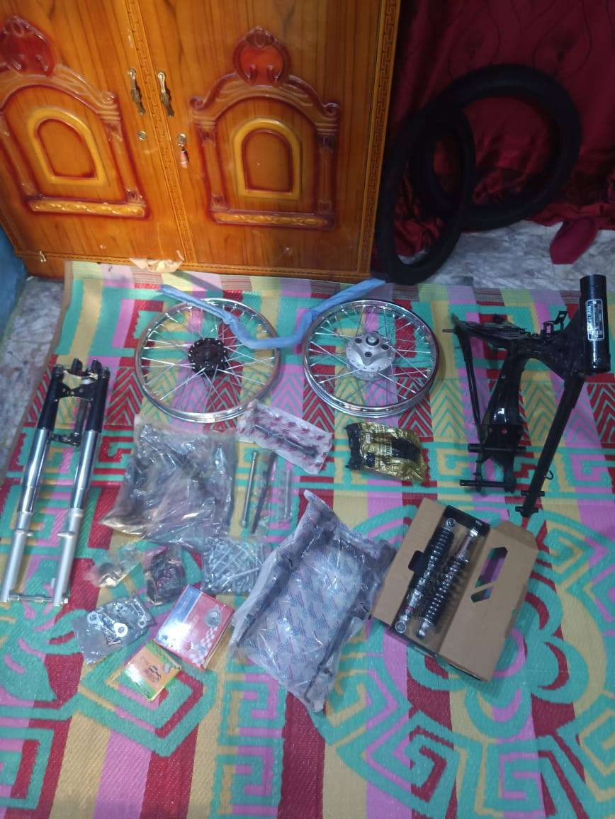 السلام عليكم غراض دراجه للبيع كله اصلي مابي شي تجاري وشاصي أوراق سكنر السعر 400 بيهن مجال بصيط مكاني بصره القرنه


**إذا كنت صاحب هذا الإعلان وتريد حذفه لأي سبب، رجاءا أرسل رسالة إلى الدعم الفني**