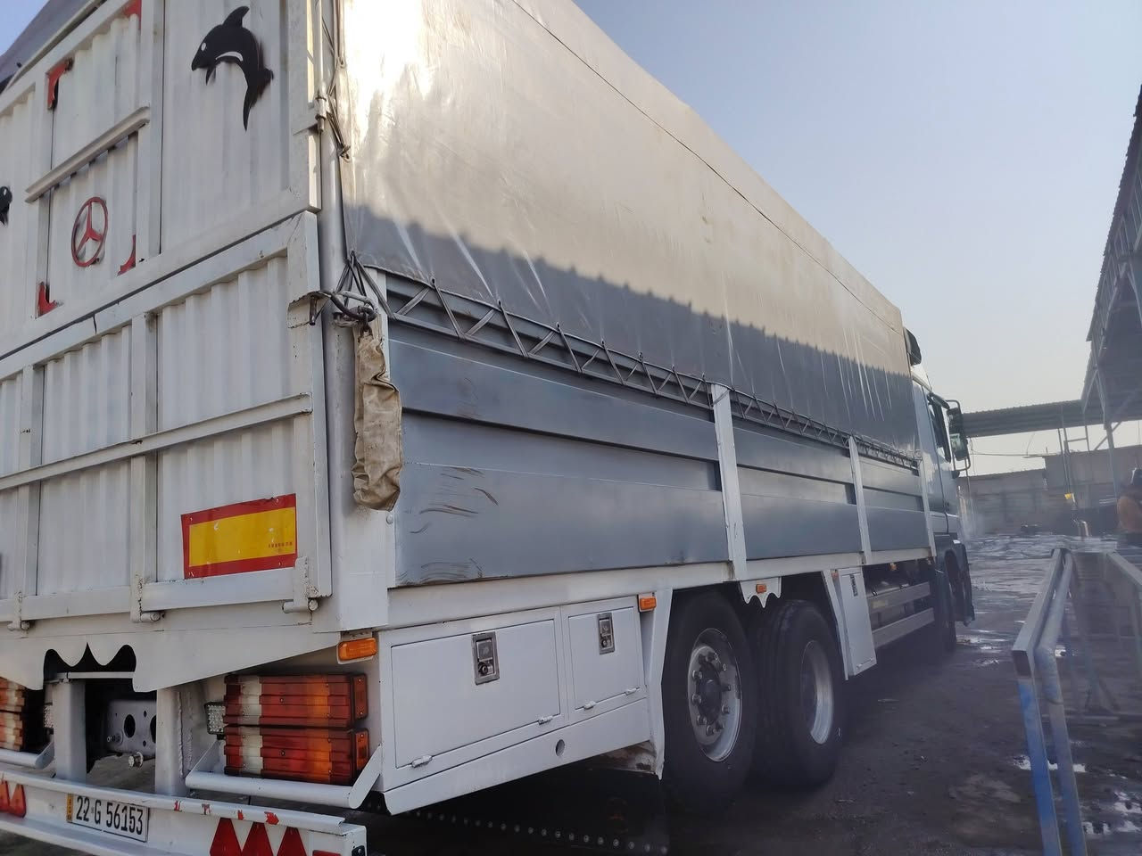 للبيع بدي طول ٧.٥٥ العرض ٢.٥٥ المكان كربلاء فريحه السعر ٣٥ وبي مجال ***********
