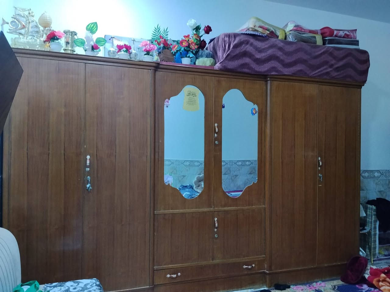كنتور صاج للبيع ،،
ست بوب طابقين ،،
نظافته مثل مامبين بالفديوا ،،
سعره 900 الف ،،
وبيه مجال للشراي
للاستفسار الاتصال بالرقم ***********

