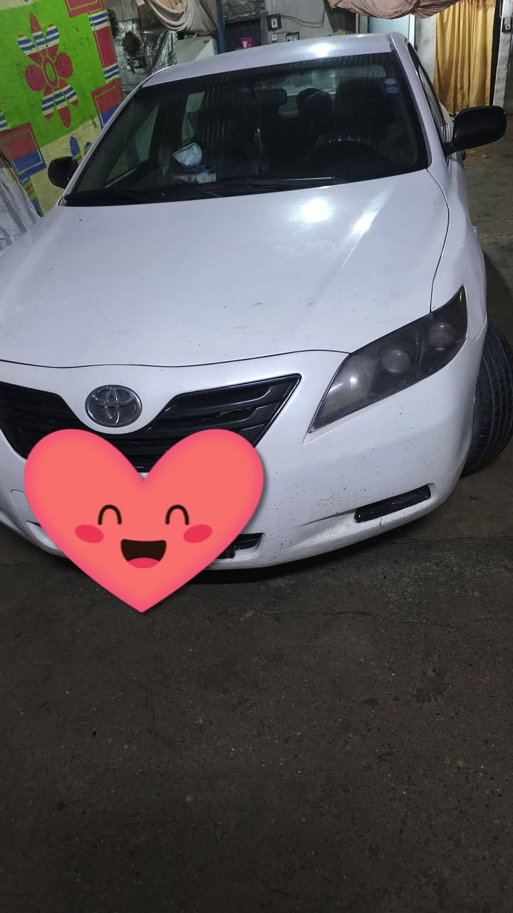 السلام وعليكم
كامري 2009 للبيع او مراوس حسب القناعه 
لتواصل راسل خاص او اتصل ع هاذه الرقم ***********
