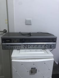 للبيع راديو مسجل قيثارة نظيف جدا قيثارة السعر ٢٠٠ الف ٠٧٧٠٤٧٧٨٠١٠