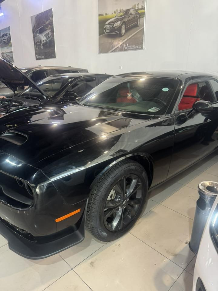 للبيع جالنجر  6 سلندر
 
موديل 2022
فول مواصفات
تدفئه كشنات + دركه ستيرن 
فتحة سقف
صور الحادث مرفقه مع الصور

للاتصال فقط غير متواجد على الفيس
***********
عنوان واسط 
للبيع فقط لا مراوس ولا قسط
