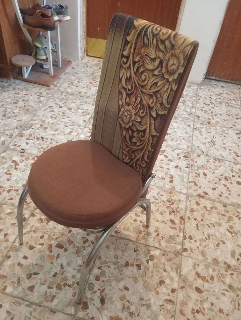 كراسي عدد اربعه للبيع أخو الجديد  المكان ازعفرانيه


**إذا كنت صاحب هذا الإعلان وتريد حذفه لأي سبب، رجاءا أرسل رسالة إلى الدعم الفني**