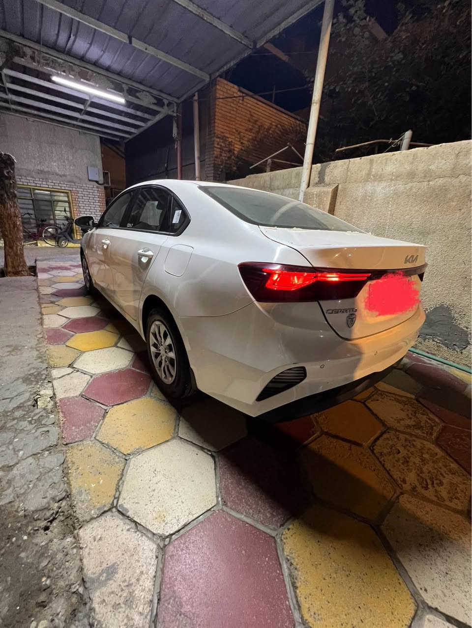 سلام عليكم سيراتو مديل ٢٢رقم أربيل كفاله عامه رقم هاتف *********** البصرة, العراق
