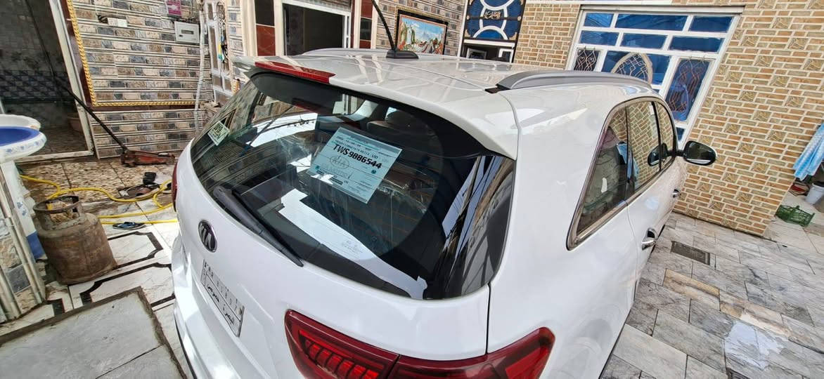 سلام عليكم سورنتو خليجي ٢٠١٩ فول موصفات كويتيه مشروع وطني باسمي معروف الكويتي يجي كامل الموصفات المرغوبة.بيه ضربه بخشم الجاملغ الأيمن...نفسه مصلح وما مصبوغ.. السعر المطلوب ٢٢٧..مجال قليل جدا لمشتري...تلفون ***********....***********....
