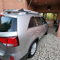 سورنتو ٢٤٠٠ GDI • ١٢٠ الف كم • تحويل مباشر بغداد