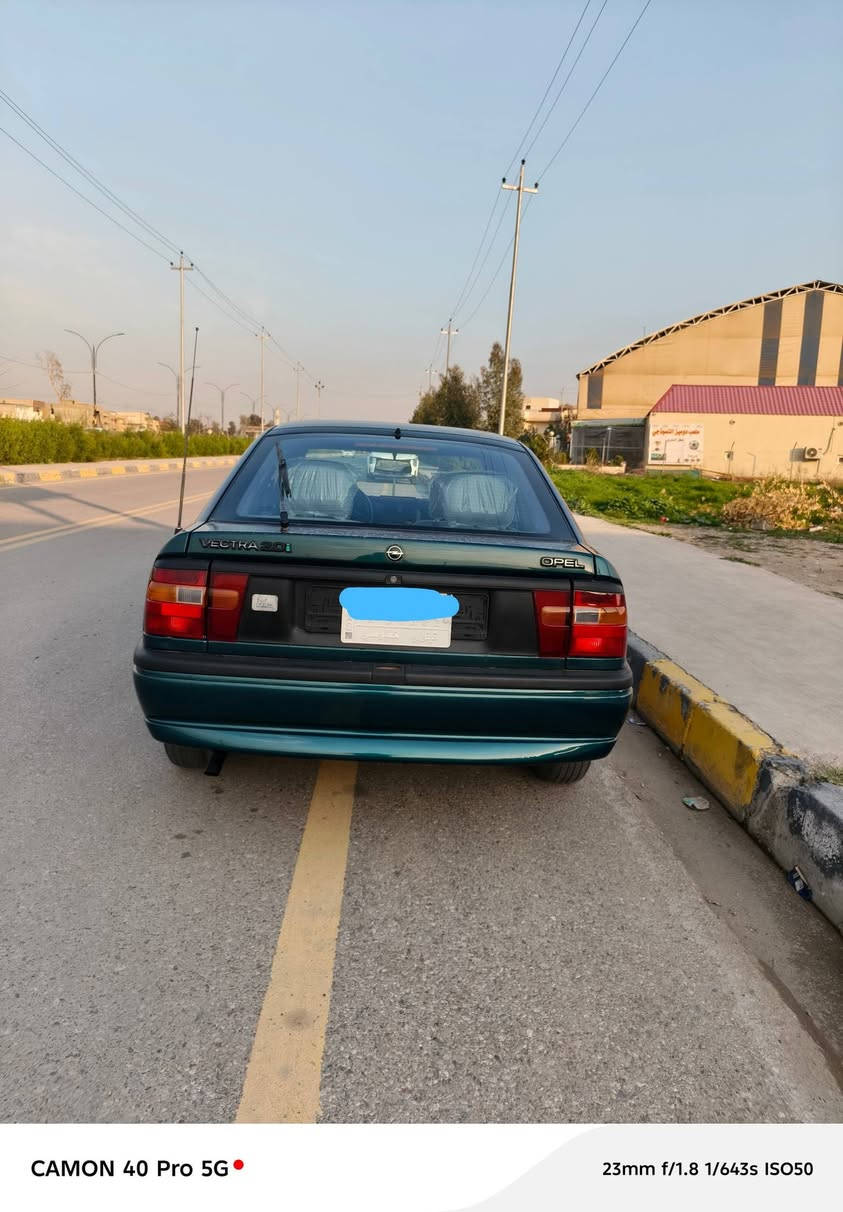 السلام عليكم
سياره أوبل فكترا حجم 20 موديل 94 تبريد وجوم كهرب مرايا كهرب Abs 4 دسكات  داخل صاج دبل ايربك بيها بس دواير مصبوغه شرط الوكالة والتحويل  كاربون بانزين موجود سنويه 2028 رقم نينوى مشروع وطني 
للاستفسار على الرقم 
غير متواجد على الفيس 
***********
***********
