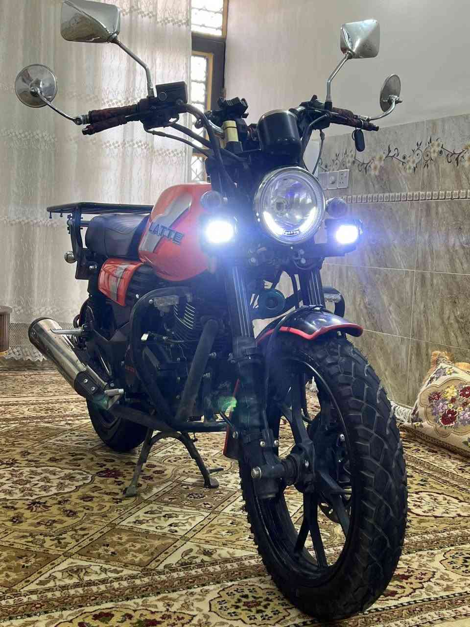 سلام عليكم دايوان لايتي 2023 رقم بغداد بسمي دراجه جاهزه كلها شغاله خير من الله نقص برغي ما بيها شغل وطلع تحويل مباشر بيها لوحه وحده عل تحويل تستلمها من المرور للعلم سنويه بسمي تحويل مباشر مكاني بغداد سعر 2500 وبيها مجال رقمي ***********
