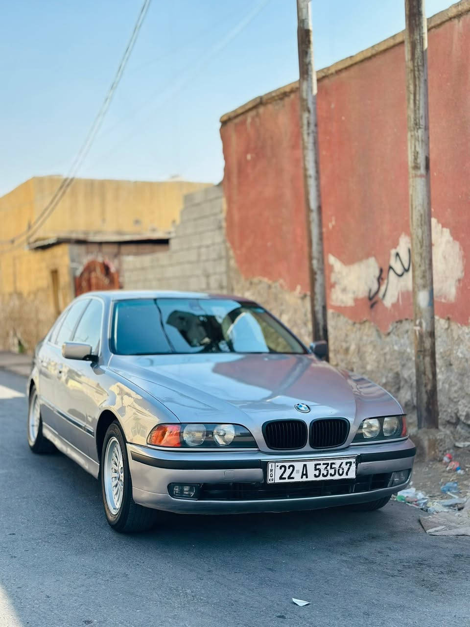 للبيع: بي إم دبليو (BMW E39) موديل 96
 الموديل: 1996
 المحرك: 6 سلندر (المحرك بشرط الفحص)
 ناقل الحركة (الير): أوتوماتيك
 اللون الخارجي: فضي / سلفر
 رقم : أربيل
 السنوية: مجددة ونافذة لغاية 2029 (تحويل الملكية مضمون)
 المحرك والكير بحالة ممتازة وبشرط الفحص.
 التبريد شغال، فقط يحتاج نقص غاز.
 السيارة متماسكة والويلات بلادية ونظيفة جداً مثل ما ظاهر بالصورة.
💰 السعر المطلوب: 80 ورقة
📍: كركوك
📞 للاستفسار والتواصل المباشر:
يرجى الاتصال على الرقم: *********** أو المراسلة عبر الواتساب.
