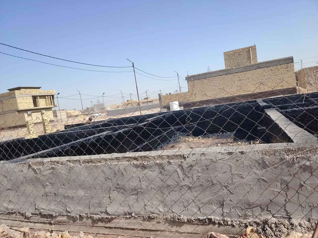 بتلو للبيع سند زراعي 25
مرقم وكامله معاملة التطويب
المساحه 200متر 
الاساس كونكريت مسلح 
ومرفوع 8سوف وملبوخ ومزفت
مجمع السعدون خلف المعسكر 
خلف الطيارين
يحتوي على 
غرفتين وصاله واستقبال ومطبخ وممر
كامل الخدمات من ماء كهرباء وتبليط ومجاري وخط مولده


**إذا كنت صاحب هذا الإعلان وتريد حذفه لأي سبب، رجاءا أرسل رسالة إلى الدعم الفني**