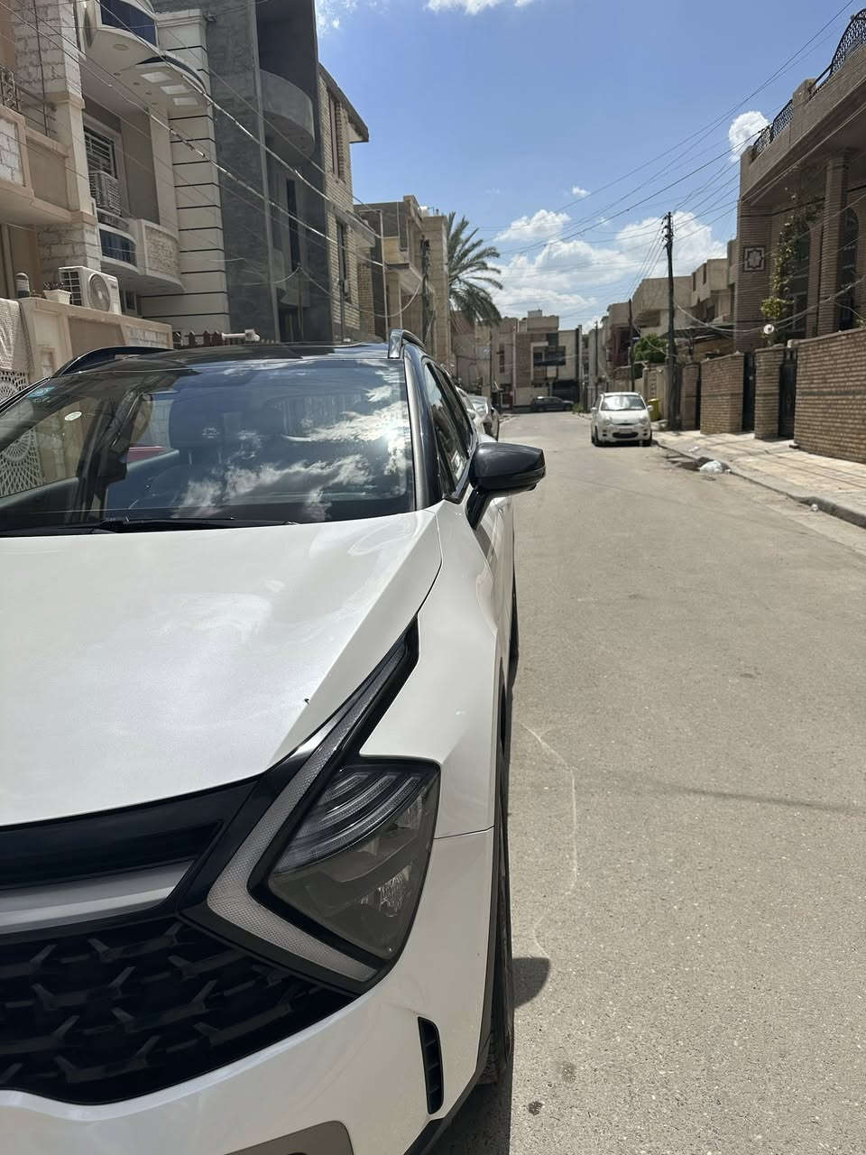 سلام عليكم سبورتج هايبرد موديل 2022 فول السيارة ماشية 27الف كشنات كهرباء تدفه وتبرد وتخزين ميموري بانورما صندوك كهرباء تحكمات بلستيرن 3 وضعيات قيادة 
مكان السيارة حي الاعلام 
السعر 32 مليون بي مجال
 الرقم ***********

