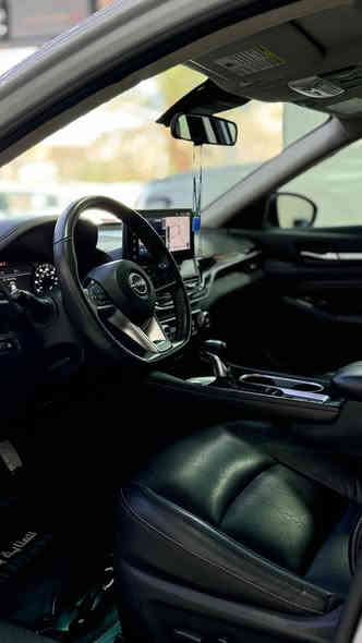 🚘 نيسان التيما 2023 VC Turbo

يعني المميز لون وشكل ومواصفات🚗

🔹 مكينة 4 سلندر تيربو VC-Turbo، سحب قوي وهايچ اقتصادي
🔹 گير CVT ناعم
🔹 شاشة لمس وسطية + Apple CarPlay & Android Auto
🔹 بصمة تشغيل وستارت ستوب
🔹 فتحة بانوراما
🔹 كشنات جلد كهربائية
🔹 كامرات 360 درجة محيطية
🔹 حساسات أمامية + خلفية + جانبية
🔹 مثبت سرعة ذكي + رادار مساعد بالمسار
🔹 اضوية LED مع نهارية
🔹 نظام صوتي BOSE فاخر
🔹 ويل رياضي 
🔹 داخلية نضيفه ومرتبة مثل الجديد
🔹تدفئه كشنات
🔹تبريد قطعتين 
🔹مداخل شحن مطشره بكل مكان

🔹 ماشيه(40الف كيلو قابله للزياده)
💡 السيارة نظيفة وما تحتاج أي صرف، تيربو اقتصادي وسحبها عالي، كل المواصفات موجودة، فخمة ومرتبة.
للاستفسار :
***********
***********
