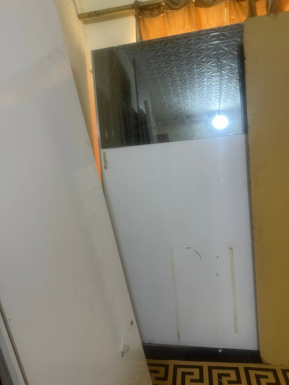 كنتور تركي نوعيه جيده  للبيع مستعجله على بيعته بسبب شيله
السعر 50 مكاني حي رساله ***********
