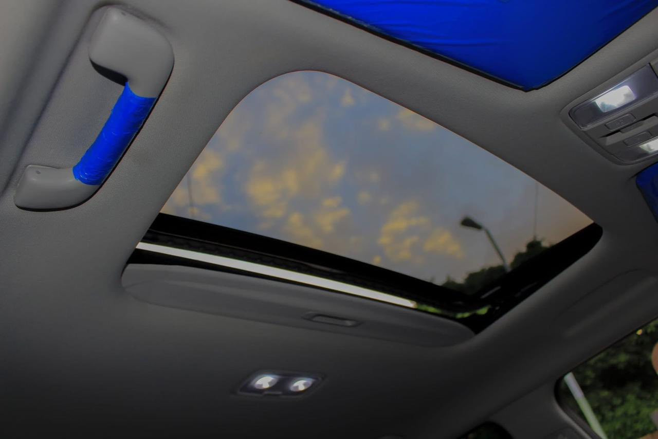 للبيع: كيا سول GT-Line 2021 - رقم بغداد
السيارة فول الفول مواصفات، نظيفة وجديدة:

بصمة تشغيل ودخول ذكي

فتحة سقف - بصمة تشغيل - بصمة ابواب - كشن كهرباء

شاشة جبيرة 10.25 بوصة

ويل كب 18 رياضي

حساسات وكاميرا خلفية

اللون: رصاصي

العداد: 50 ميل

السعر: [134$]

السيارة مكفولة وما بيها شي. 

حادجاملغ باب بنيد بدون داخل 

للاتصال والاستفسار: ***********
