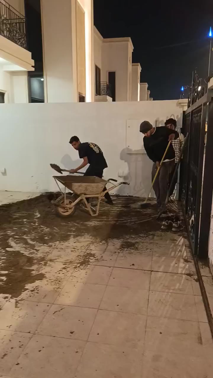 يوجد لدينا تراب مال سده شرط درجه اولى نعمل كافه الحدايق مختصين بل عمل داخل المجمعات السكنيه  ***********
