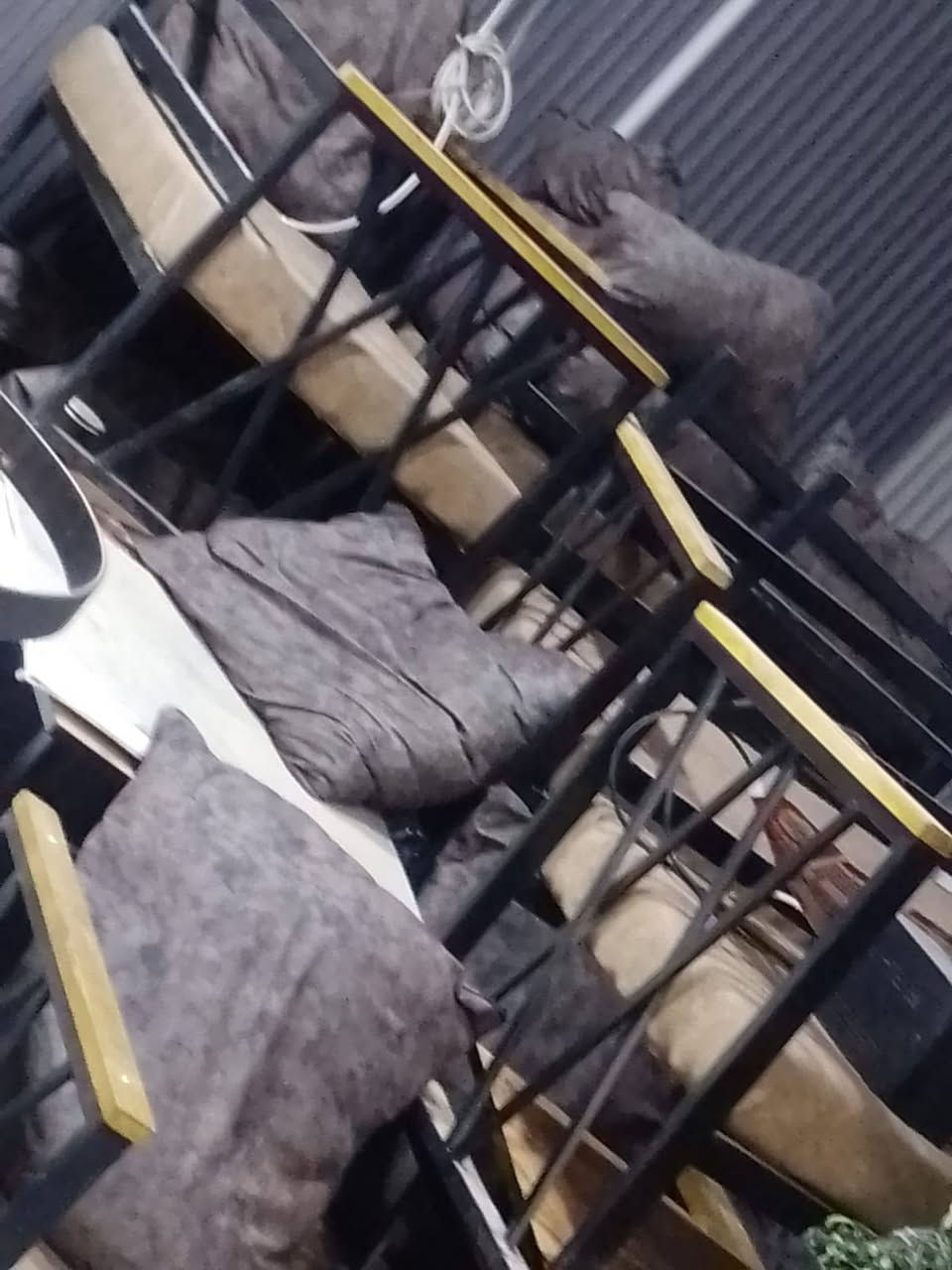 غراض مطعم للبيع 
بغداد
***********
