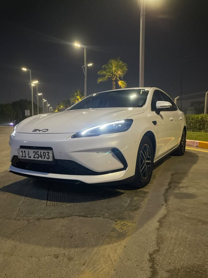 السلام عليكم 
BYD SEAL 05 2025
ماشية 5000 مكفوله كفالة عامة 
السيارة فوول اعلى مواصفات 
١٣ كاميرا
رادارات امامي وخلفي وجانبي بالمري
مري شفط
كشن كهرباء 
شاشة كبيرة 
داش كام بلادي
اوتو بارك
سلايد روف
نظام ترحيب
تشغيل عن بعد 
تبريد قطعتين
داخل جلد ابيض
ويل كب
حساس امامي وخلفي وجانبي ١٢ حساس
نيكل بالابواب 
وباقي المواصفات معروفة
السعر ٢٣ مليون500 الف دينار
مكانها بغداد الغزاليه 
***********
