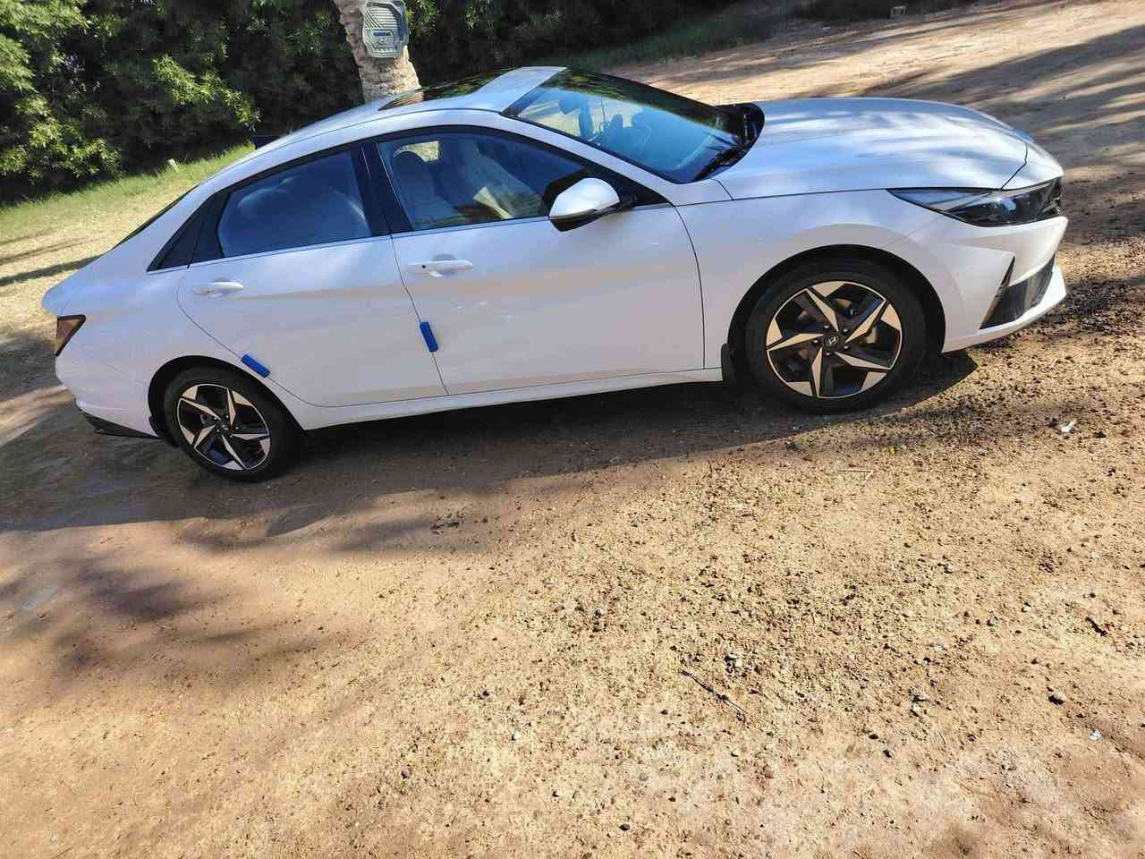 سلام عليكم النترا  2023 
فول واحد على واحد 
فتحه 
بصمه 
يدات ترحيب 
 مري شفط 
جنطه ذكيه 
قطعتين تبريد 
كامره دواره 360 درجه 
تحكم ستيرن  
مكينه 2000 
ماشيه 60 K 
سياره كفاله عامه  رقم اربيل  الجديد 
مكان كربلاء الستفسار على رقم 
***********
***********
