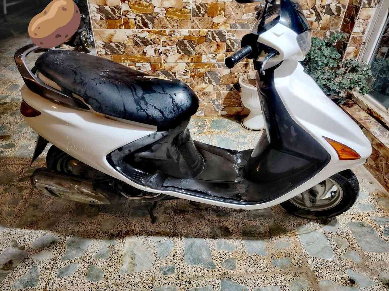 دراجة فورتي كهربائيات كاملة كلة شغال نكرة سلف هندر مكينة ناعمه كلش العنوان بعقوبة حي المعلمين
السعر ٥٠٠
***********
