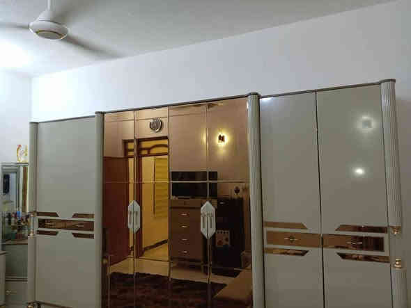 غرفه نضيفه
سعر مليونين 
***********
حي الحسين القديم
