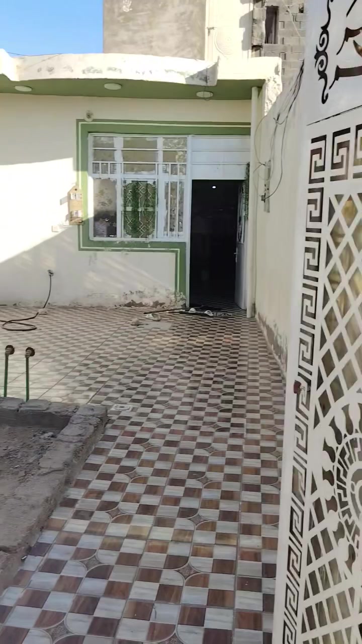 سلام عليكم بيت لبيع مساحه 170م مكتب الحميديه للعقار بادرة ابو حسين ستفسار وتساب ***********
