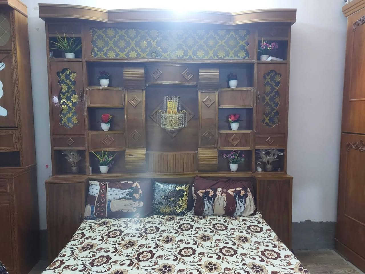 السلام عليكم غرفة اللبيع بس مو كامله سعره 400 وبيه مجال


**إذا كنت صاحب هذا الإعلان وتريد حذفه لأي سبب، رجاءا أرسل رسالة إلى الدعم الفني**