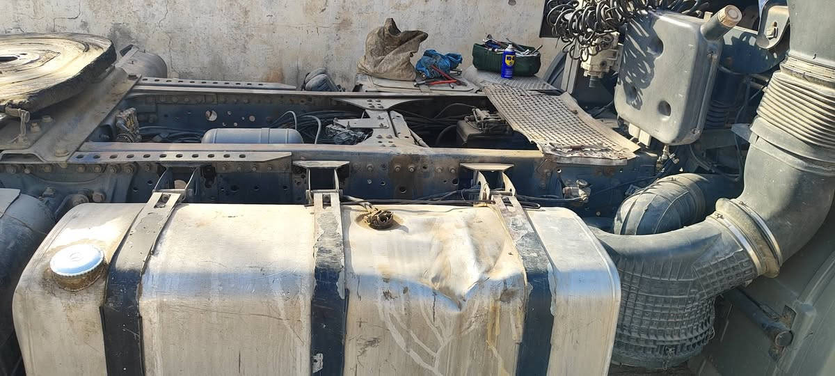 تانكي كاز ياخذ ٦٥٠ لتر مال فالفو دبدوب مكفول من الزرف واللحيم فقط كم طعجة كدامكم واضحة
السعر 250$
الي يريده يخابر ***********
