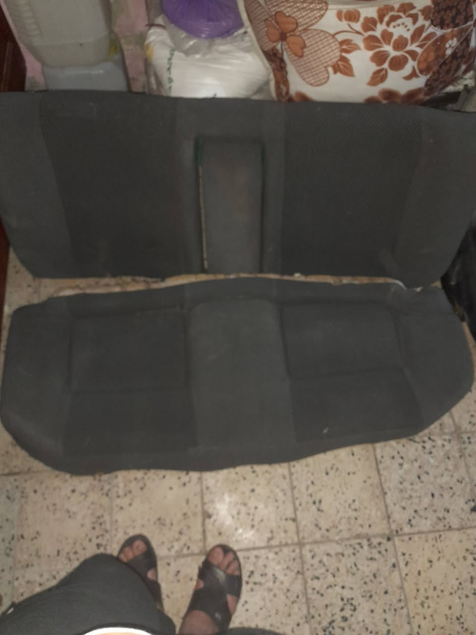 سلام عليكم اخواني عندي كشنات مال بيجو بارص السعر ١٢٥ وبين مجال ر قم الهاتف ***********
