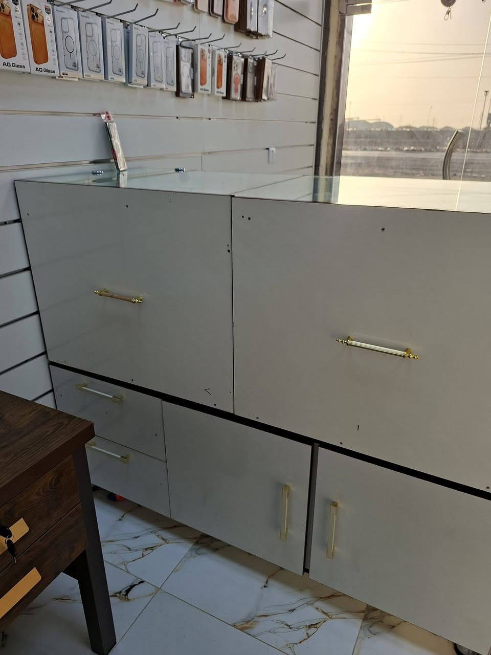 عارضة للبيع الطول متر ونص للاستفسار /
***********
